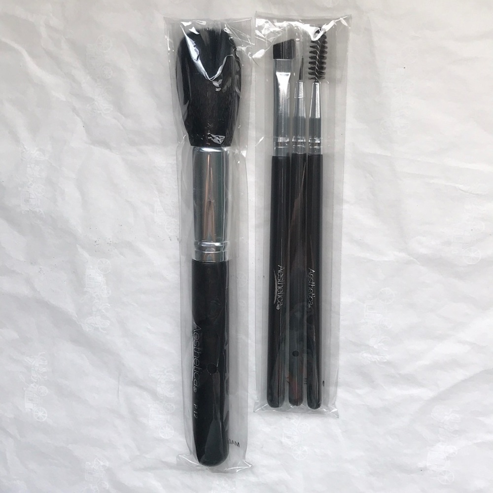 Aesthetica Face & eye makeup brushes